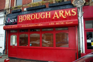 The Borough Arms outside