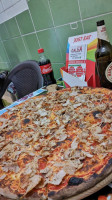 Pizza Calda food