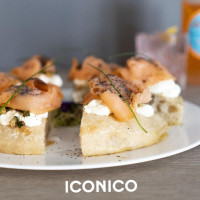 Iconico Pizza Cucina food