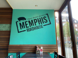 Memphis Roadhouse inside