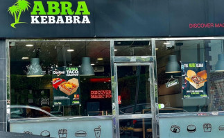 Abrakebabra food