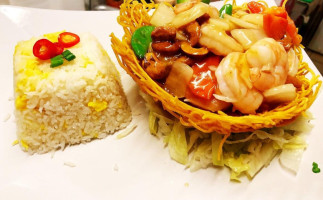 Hons Asian Cuisine food