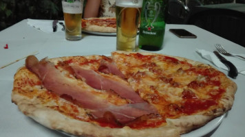 Pizzeria Da Tony food