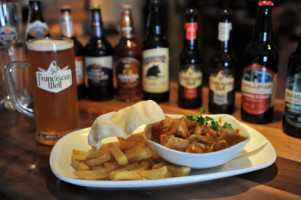 Neville's Fethard On Sea food