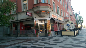 Kebabhuset Pizzeria Eskilstuna outside
