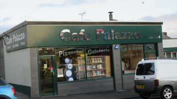 Cafe Palazzo outside