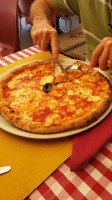 Pizza Ciro food