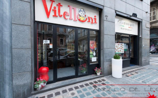 Vitelloni -pizzeria- Grill outside