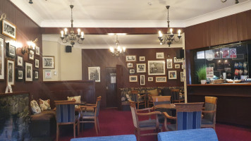 Craiglynne inside