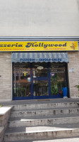 Pizzeria Hollywood inside