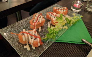 Sushi Haru food