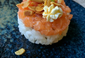 Sekai Homu Sushi food