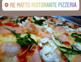 Re Matto Pizzeria food