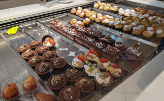 Dulcis In Fundo Pasticceria Torre Del Lago food