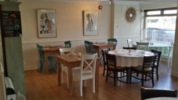 Dolly's Tea Rooms Cafe inside