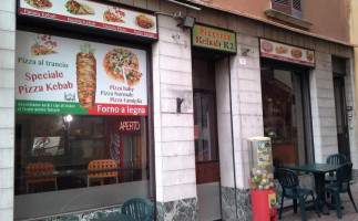 Pizzeria Kebab K2 Di Dilshad Jabar inside