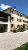 Agriturismo Riva De Milan outside