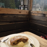 Christomannos-alm food