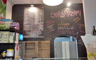 Strapizzami Panzerotteria Pizzeria outside