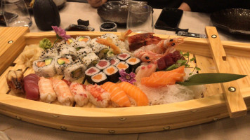 Sushi Yi inside