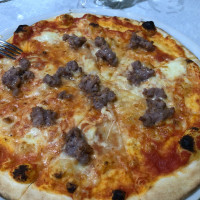Lucio Pizzeria Di Carrozzo Annalisa Carrozzo Antonio Societa' In Nome Collettivo food