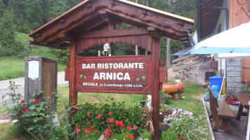 Bar Ristorante Arnica outside