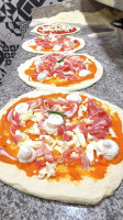 Pizzeria Napoletana Il Piennolo food