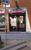 Pizzeria Kebab San Mina outside