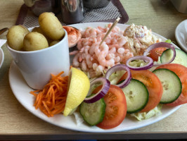 Wetherby Whaler food