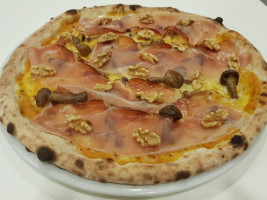 Rossopizza-mogliano Veneto food