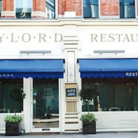 Gaylord Restaurant - London inside