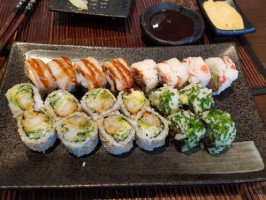 Gaja Sushi food