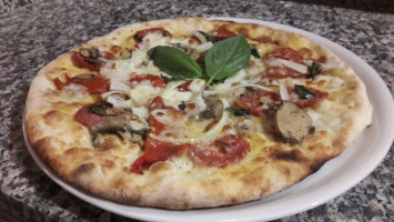 Pizzeria Da Pietro food