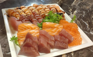 Ginko Sushi food