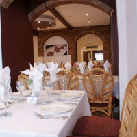 Everest Inn - Hythe food