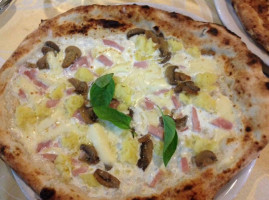 Pizzeria Cattleya food