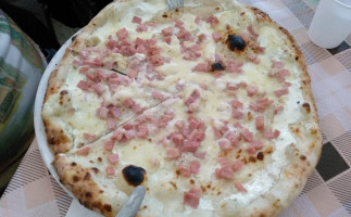 Pizzeria Iorio food