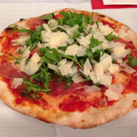 Pizzeria Piramide food