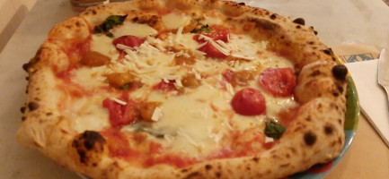 Bomber Pizza&food inside