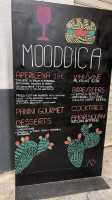 Mooddica food