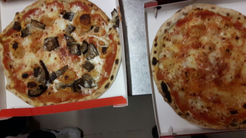 La Mediterranea Pizzeria Rm1889 Casinalbo E Formigine food