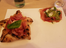 Pizzeria Bufalina food