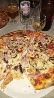 Carlo Magno Trattoria E Pizzeria food