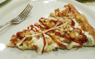 Pizza Uno Bis food