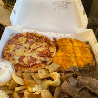 Chippizza food