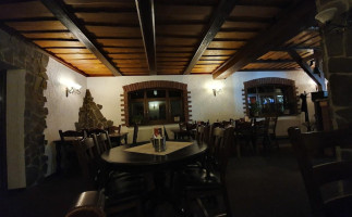 Restaurace U Potoka inside