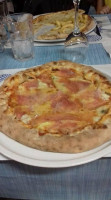 Pizzeria La Piscina Di Auricchio Vincenzo food