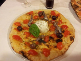 La Pizzeria Capri food