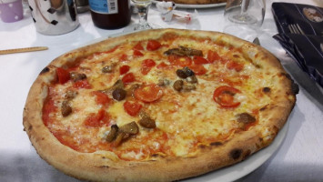 Trattoria Pizzeria Vecchia Pavia food