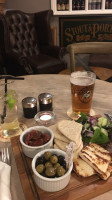 The Hop Pole Inn food